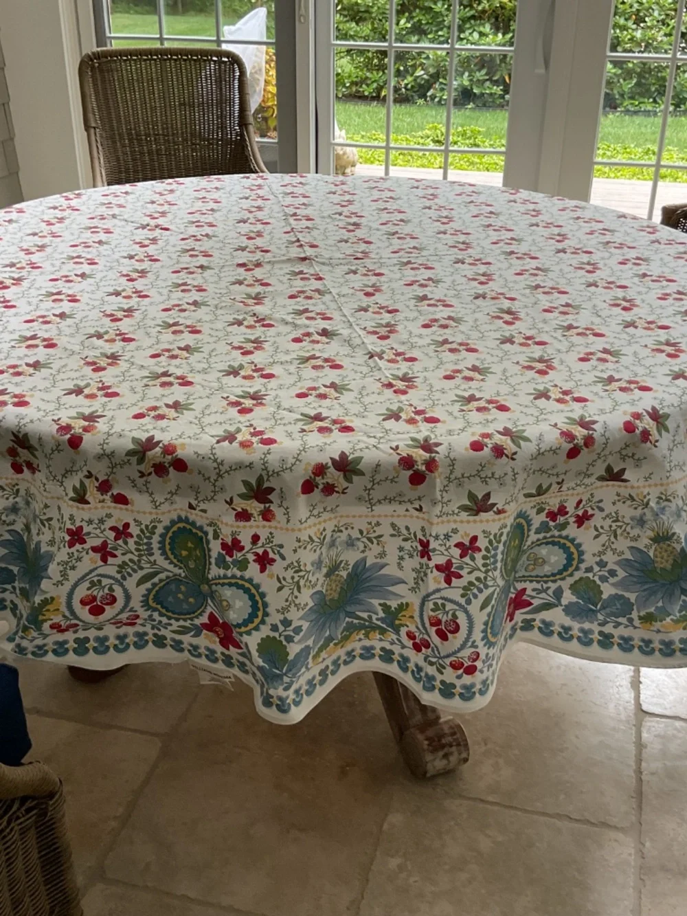 William Sonoma charming tablecloth